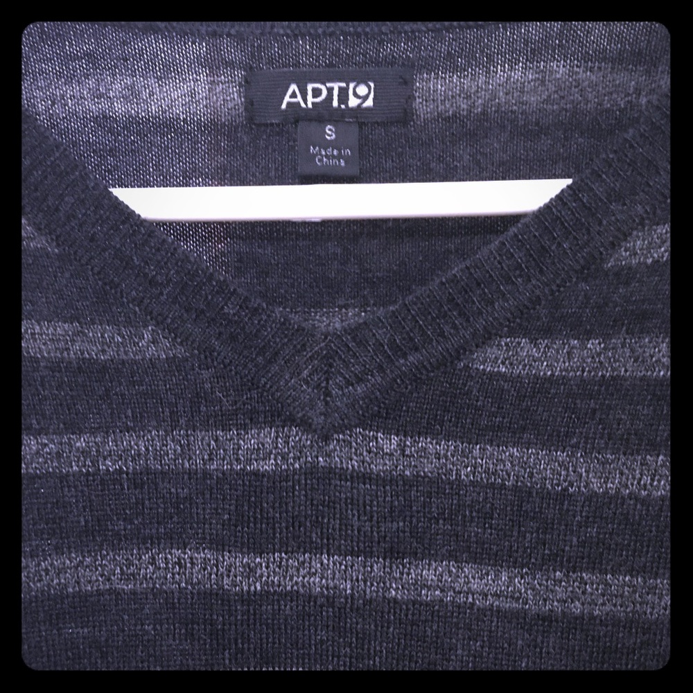 Apt. 9 Sweater Men’s Small